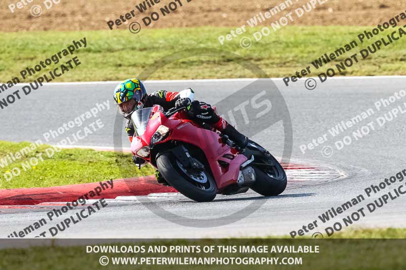 enduro digital images;event digital images;eventdigitalimages;no limits trackdays;peter wileman photography;racing digital images;snetterton;snetterton no limits trackday;snetterton photographs;snetterton trackday photographs;trackday digital images;trackday photos
